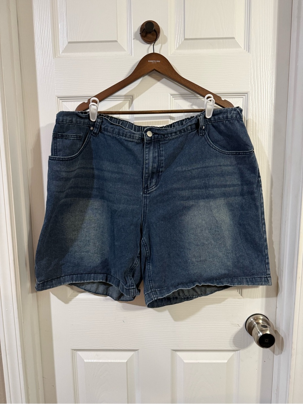 Women’s Plus Size 4XL Denim Blue Jean Shorts